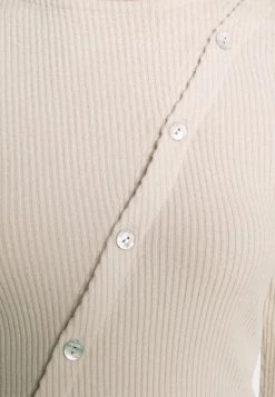 Nly by Nelly Strickjacke - Creme, Damen | Elegante Strickmode für Frauen -Nly by Nelly Verkaufsladen 0d719d0c2f9c4561b9c7070f745b9959