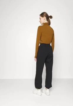 Nly by Nelly EMBROIDERED PANTS - Jogginghose Damen Schwarz -Nly by Nelly Verkaufsladen 0d7a8d81dc074a74ab588a3321c7d4e8