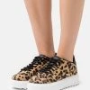 Nly by Nelly CARE LESS FURRY Sneaker Low Damen - Braun | Bequeme Low-Top Sneaker -Nly by Nelly Verkaufsladen 18181491234d4b4ab6783a136b6dda79
