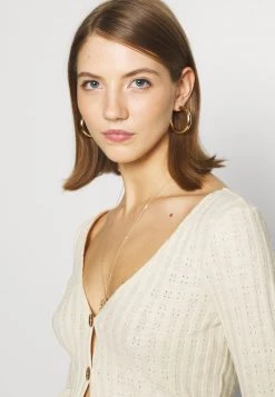 Nly by Nelly BUTTON DOWN CARDIGAN - Strickjacke in Creme für Damen | Elegante Strickmode -Nly by Nelly Verkaufsladen 185244a25a954598ada34aa5cb1bf4e0