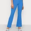 Nly by Nelly AMAZING PANTS - Stoffhose in Blau für Damen | Bequeme Freizeithose | Moderne Damenhose
