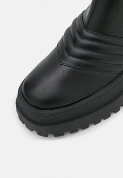 Nly by Nelly I BEG TO DIFFER BOOT - Plateaustiefel Damen in Schwarz -Nly by Nelly Verkaufsladen 2c6977cd487947faaa2be7fe26129e77