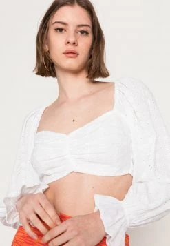 Nly by Nelly AMAZE ME TOP - Weiße Bluse für Damen | Moderne Damenbekleidung -Nly by Nelly Verkaufsladen 33876bc830bb438186199fd728c9cdd5