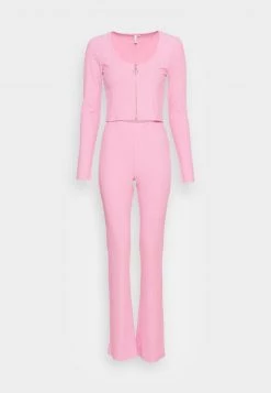 Nly by Nelly ZIP SET - Stoffhose in Pink für Damen | Bequeme Freizeithose | Trendige Stoffhose -Nly by Nelly Verkaufsladen 338ec65607d7458d85dca96b064cec1d