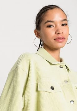 Nly by Nelly CROPPED SHACKET - Leichte Jacke in Grün für Damen | Trendige Kurzjacke -Nly by Nelly Verkaufsladen 33e07fc69190498aab0397f98288213f