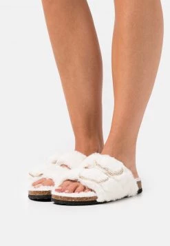 Nly by Nelly DOUBLE STRAP FLUFFY FLAT - Pantolette Flach - Weiß, Damen | Bequeme Flache Pantoletten