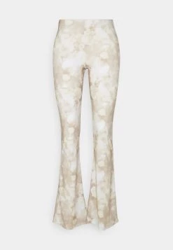 Nly by Nelly Flared Jeans - Earthy Abstract, Damen | Bootcut & Flared Jeans für Frauen -Nly by Nelly Verkaufsladen 41df6cddaa8642ae9077626bf0670330