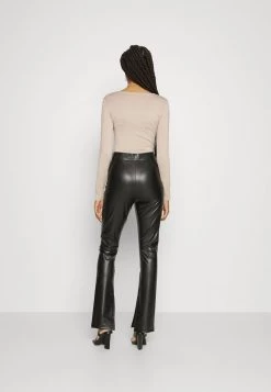 Nly by Nelly STUNNING SLIT PANTS - Stoffhose - Black, Damen | Elegante Stoffhose mit Seitenschlitz -Nly by Nelly Verkaufsladen 426e7462d60f46899112b6ce09cad329