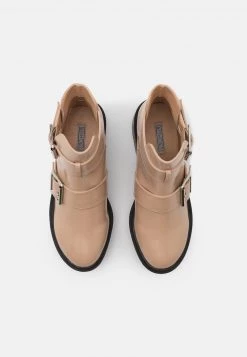 Nly by Nelly CHUNKY BUCKLE BOOT - Plateaustiefelette in Beige für Damen | Trendige Cowboystiefeletten -Nly by Nelly Verkaufsladen 42797144524b408182bcac8aa4a40fae