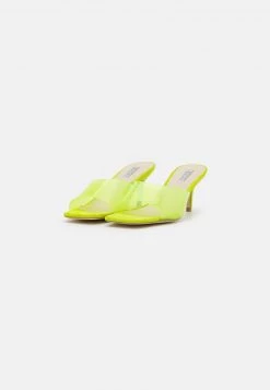 Nly by Nelly CLEAR VISION MULE - Pantolette Hoch in Grün für Damen | Bequeme Hohe Pantoletten -Nly by Nelly Verkaufsladen 4ba85ee55d16410f9092a6fe571b7cdc