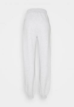 Nly by Nelly PERFECT SLOUCHY PANTS - Bequeme Jogginghose für Damen in Grau Mélange -Nly by Nelly Verkaufsladen 4d18d730c4f74e32ba9cb8b630d445d1