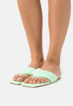 Nly by Nelly CURLY FLAT Zehentrenner Damen - Pistazie | Bequeme Sandalen für Frauen