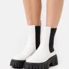 Nly by Nelly NEXT CHELSEA BOOT - Plateaustiefelette in Weiß für Damen | Moderne Stiefeletten -Nly by Nelly Verkaufsladen 581c5a9a44784d00a6671bff3ac7fc54