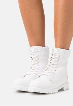 Nly by Nelly WALK IT OUT BOOT - Stiefelette in Weiß für Damen | Ankle Boots | Trendige Stiefeletten