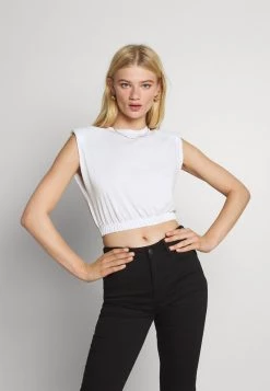 Nly by Nelly Damen CROPPED SHOULDER FOCUS TEE - Weißes T-Shirt mit Print
