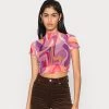 Nly by Nelly Damen CROPPED T-Shirt mit Print - Pink/Orange | Trendiges Frauen-Shirt -Nly by Nelly Verkaufsladen 680b6c7fbd904029b7c1fff8bcd39f51