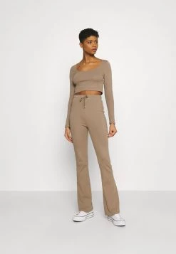 Nly by Nelly MY PERFECT SET - Sweatshirt - Nougat für Damen | Bequemes Oversize-Sweatshirt | Trendige Freizeitmode