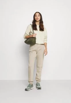 Nly by Nelly ULTIMATE COZY JOGGERS - Beige Jogginghose für Damen | Bequeme Freizeithose -Nly by Nelly Verkaufsladen 6e97083019aa4716b0f648df734206b4