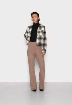 Nly by Nelly COMFY PANTS - Bequeme Stoffhose für Damen in Taupe -Nly by Nelly Verkaufsladen 79b0d305f3584048b41e430defe6a812