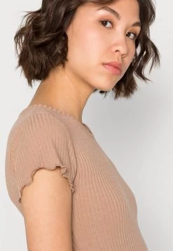 Nly by Nelly FRILL EDGE DRESS - Etuikleid - Nougat, Damen | Elegantes Kleid mit Rüschenrand -Nly by Nelly Verkaufsladen 7a5da7d59166416c88e057fef92b2927