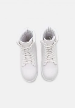 Nly by Nelly WALK IT OUT BOOT - Stiefelette in Weiß für Damen | Ankle Boots | Trendige Stiefeletten -Nly by Nelly Verkaufsladen 80f28a1174bc4936a9a4449592bb55b9