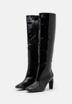 Nly by Nelly NEXT LEVEL BOOT - Stiefel Damen in Shiny Black | Klassische Stiefel -Nly by Nelly Verkaufsladen 81f1ac0d1692478bbb7aa19f00e37047
