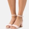 Nly by Nelly LOW BLOCK HEEL - Riemensandalette in Hellrosa für Damen | Elegante Sandalen mit Blockabsatz -Nly by Nelly Verkaufsladen 89b3102042324b4eb82674ee63e544f4