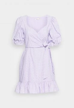 Nly by Nelly DREAMY DRESS - Festliches Cocktailkleid in Lila für Damen -Nly by Nelly Verkaufsladen 8bd7f44f5ffc491e8c4d8add69a6aec8