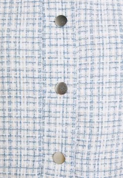 Nly by Nelly CLASSIC JACKET - Leichte Damenjacke in Weiß | Elegante Freizeitjacke -Nly by Nelly Verkaufsladen 8ef23446acb74d1fb20eb899d5e4670e