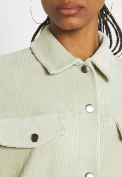 Nly by Nelly OVERSIZED SHACKET - Pistazie Oversized Bluse für Damen | Trendige Oversized Bluse in Pistazie -Nly by Nelly Verkaufsladen 9187742c9d7b4d1e9c9f22f5eee7bf49