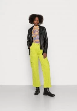 Nly by Nelly Damen Turtleneck Body - Langarmshirt mit Purple/Orange Print | Modisches Langarmshirt für Damen -Nly by Nelly Verkaufsladen 942da26864f841c1a5f6506566ff822b