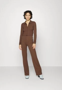 Nly by Nelly CUTE COLLAR SET - Stoffhose - Braun, Damen | Elegante Bluse & Hose | Trendige Damenbekleidung