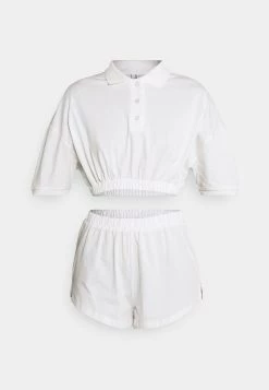 Nly by Nelly CROPPED COLLAR SET - Weiße Shorts für Damen | Poloshirts & Tops -Nly by Nelly Verkaufsladen 9cecc886f11e4eefb0c3cadfab7f92fe
