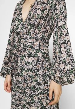 Nly by Nelly ROMANTIC DRESS - Elegantes Cocktailkleid in Schwarz für Damen -Nly by Nelly Verkaufsladen b2aef436740248e7b1bc15797ad6740e