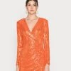 Nly by Nelly MOST WANTED SEQUIN DRESS - Cocktailkleid/Festliches Kleid in Orange für Damen -Nly by Nelly Verkaufsladen b3a64fe4c5a0414ea0bf996514f3a68e