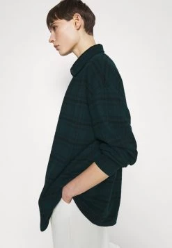 Nly by Nelly ALL I NEED SHACKET - Grüne Hemdbluse für Damen | Stilvolle Oversize-Jacke -Nly by Nelly Verkaufsladen b5dc86156d1344058788d12ce9a1912a