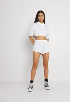 Nly by Nelly CROPPED COLLAR SET - Weiße Shorts für Damen | Poloshirts & Tops