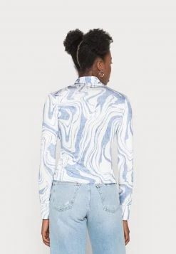 Nly by Nelly SLIM SOFT - Hemdbluse - Denim Swirl für Damen | Modische Bluse mit Slim Fit -Nly by Nelly Verkaufsladen b989395899bb4535ad2e0f8cc438318a