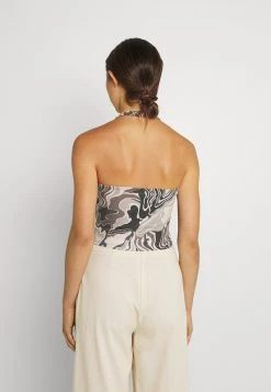 Nly by Nelly Damen Halterneck Drawstring Top - Braun | Stilvolles Sommer-Top -Nly by Nelly Verkaufsladen bb0ff190373b42e9bf1e91d8ed7b5531