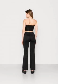 Nly by Nelly STRAP PANTS - Stoffhose in Schwarz für Damen | Bequeme und stylische Hose -Nly by Nelly Verkaufsladen bcca0d708d34435ab2fd7e73a16eecce