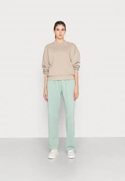 Nly by Nelly YOURSELF Jogginghose Damen - Bequeme Jogger in Blau/Grün -Nly by Nelly Verkaufsladen c8d0bf26d15a435ba8a17d8510b82e77