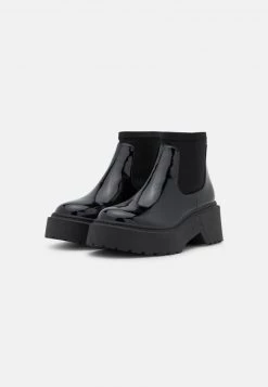 Nly by Nelly WALK THIS WAY BOOT - Plateaustiefelette in Shiny Black für Damen | Moderne Stiefeletten mit Plateauabsatz -Nly by Nelly Verkaufsladen c909d59ef9934784ae670fb140b81790