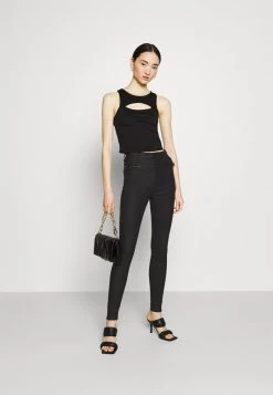 Nly by Nelly COATED ZIP PANTS - Stoffhose - Black, Damen | Moderne Stoffhose für Frauen -Nly by Nelly Verkaufsladen d27544b1f2c6471bba29b7148a2361d8