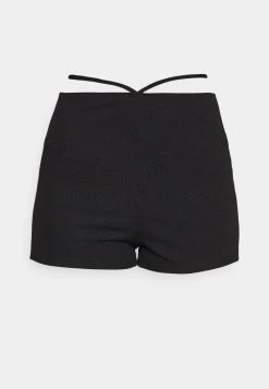 Nly by Nelly STRING DETAIL - Damen Shorts in Schwarz | Bequeme Leggings für Frauen -Nly by Nelly Verkaufsladen d47b65c89d1544ce816071258d353df9
