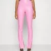 Nly by Nelly STUNNING SLIT PANTS - Stoffhose in Pink für Damen | Elegante Stoffhose mit Seitenschlitz -Nly by Nelly Verkaufsladen de015a7049af4755a5b40bfd788b584a