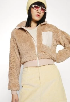 Nly by Nelly POCKET JACKET - Leichte Winterjacke in Hellbraun für Damen -Nly by Nelly Verkaufsladen ea80a0c991414af9a6e5e5e8df9ce500