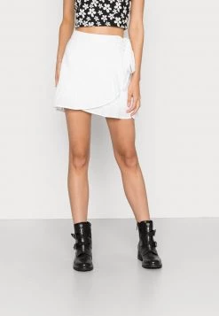 Nly by Nelly WRAP FRILL SKIRT - Weißer Minirock mit Rüschen - Damen