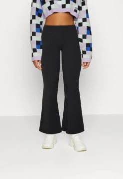 Nly by Nelly NOSTALGIA PANTS - Stoffhose in Schwarz für Damen | Bequeme Freizeithose